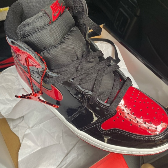 Air Jordan Retro High OG 'Patent Bred'